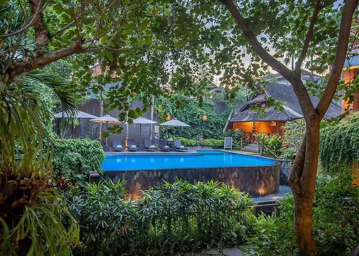 Merak Village By Prasi Hotel 3*